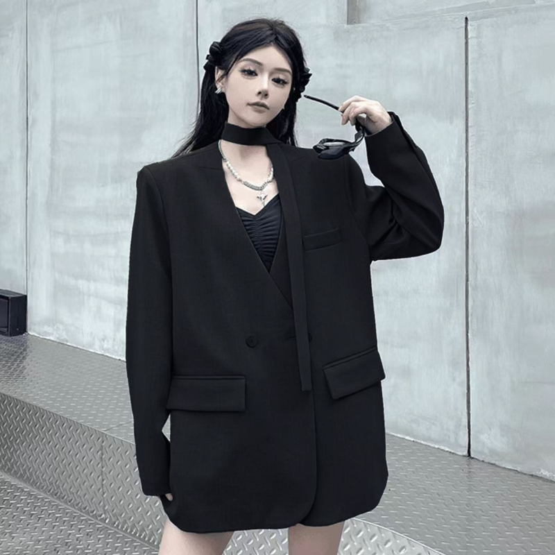 Street Fashion High End - Moda wiosenna 2026: Nowe, eleganckie marynarki