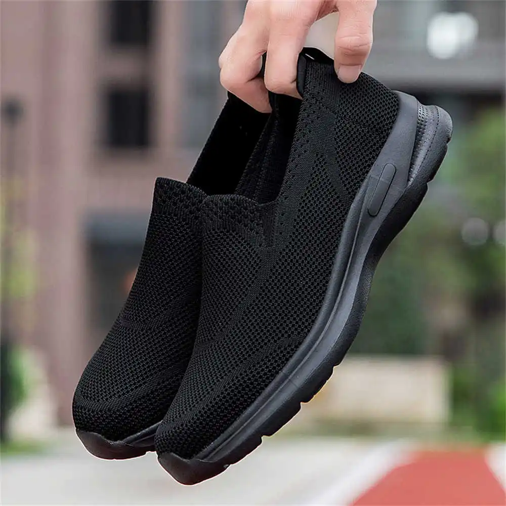 Bez koronkowych butów męskich  – Street Fashion Vietnam recenzja i cena